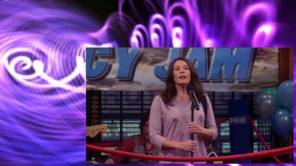 Are You There Chelsea S01E03