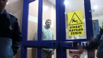 Girdiği İş Hanında Mahsur Kaldı, İtfaiye Kurtardı