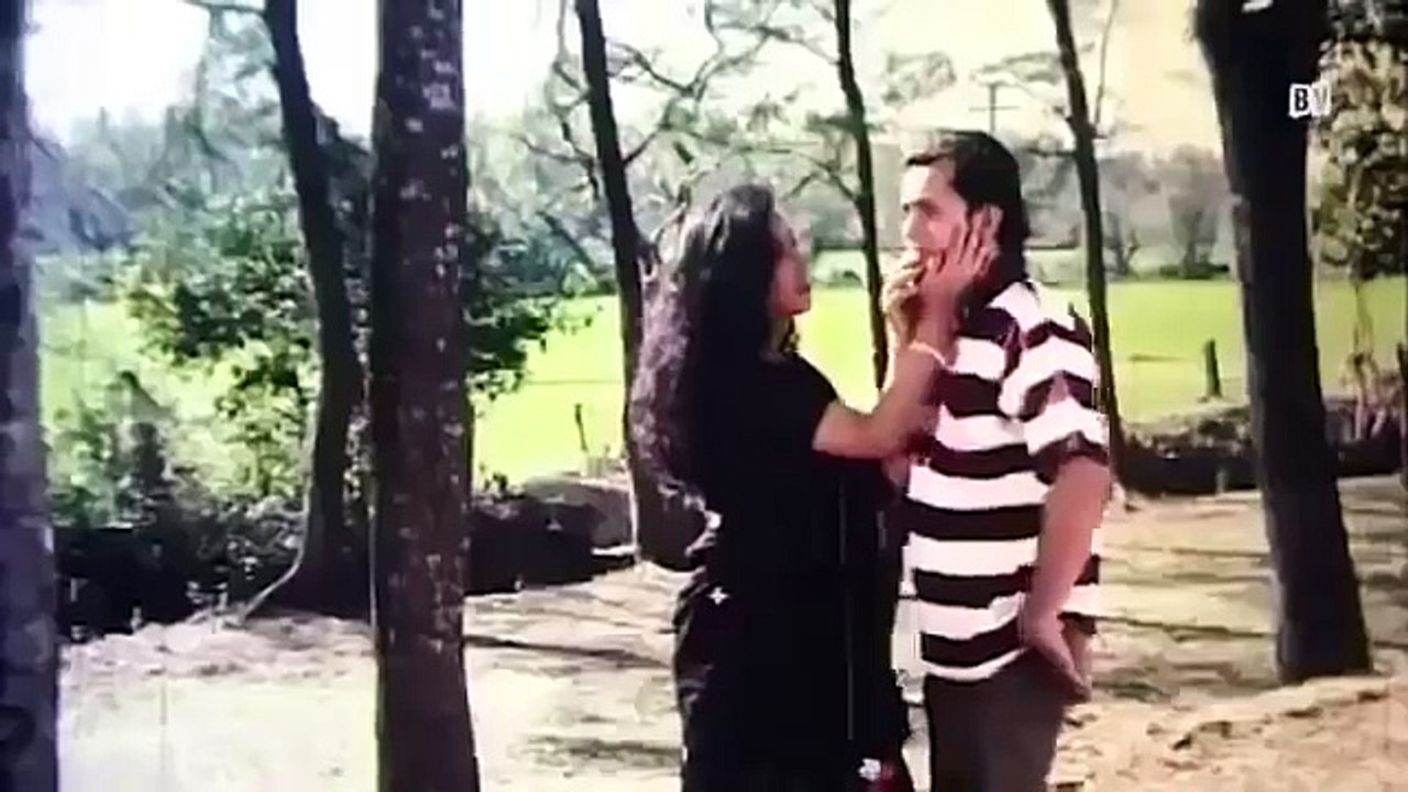 Tumi Amar Emoni Ekjon