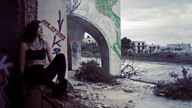 Ελισάβετ Σπανού - Ο Τελευταίος Άνθρωπος