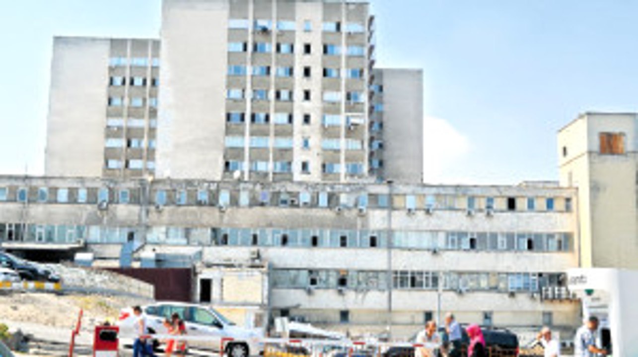 Çapa Tıp Fakültesi Hastanesi'nde Göçük! 1 İşçi Göçük Altında