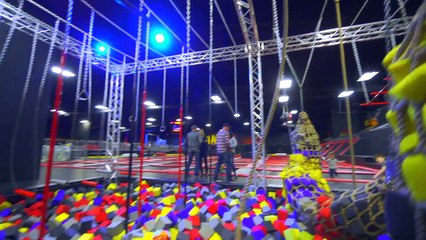 Indoor Playground and Trampoline Park with Blippi-vH_gHahUIMA