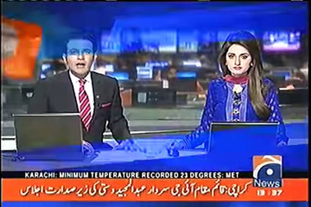 Saad Rafique is Getting Angry on Imran Khan for Criticizing Zardari