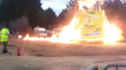 Explosion au carnaval de Villepinte