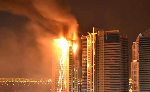 Fire Breaks Out At Under-Construction In Dubai - Dubai Building Fire - Dailymotion