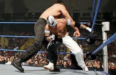 Rey Mysterio vs. The Great Khali HD