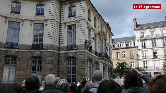 Rennes. Un spectacle sur les murs de mairie