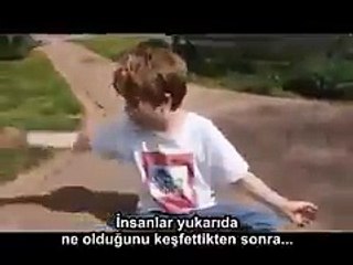 Bu çocuk sınıfa uyum sağlayamadığı için okuldan uzaklaştırılmış