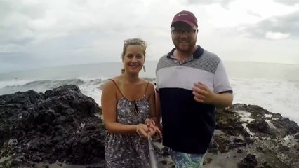 Selfie FAIL be carefull when you have a huge wave on your back !