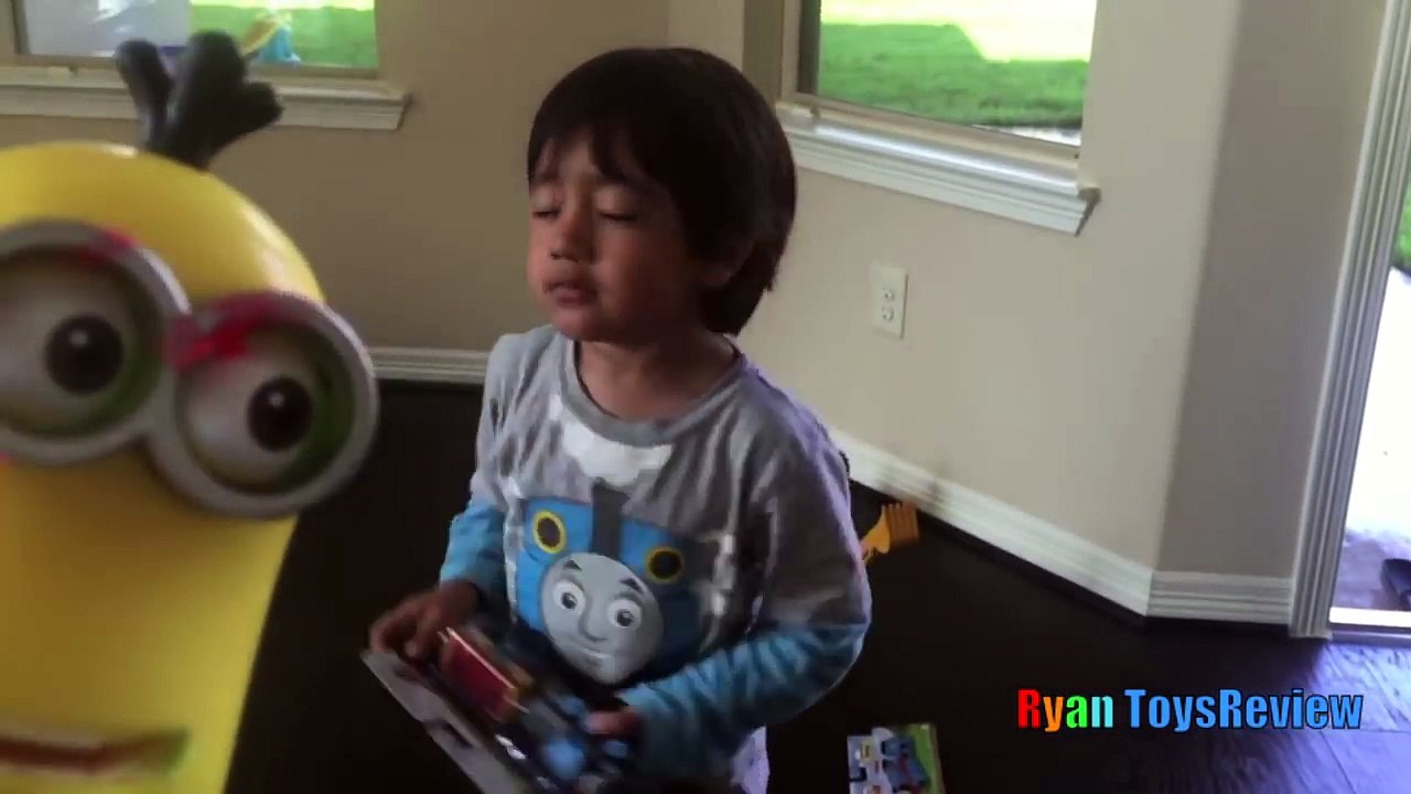 Hide N Seek Compilation Family Fun Chase Playtime with Spiderman and Pet Shark Attack kids Toys