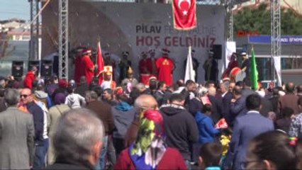 Bağcılar'da Kastamonu Pilavını Çavuşoğlu Dağıttı