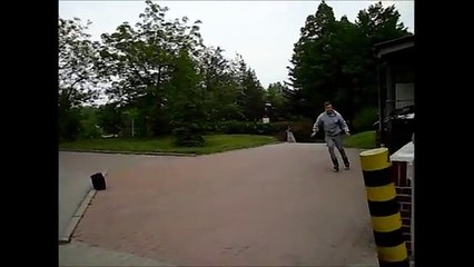 Deska i rolki na biedrze