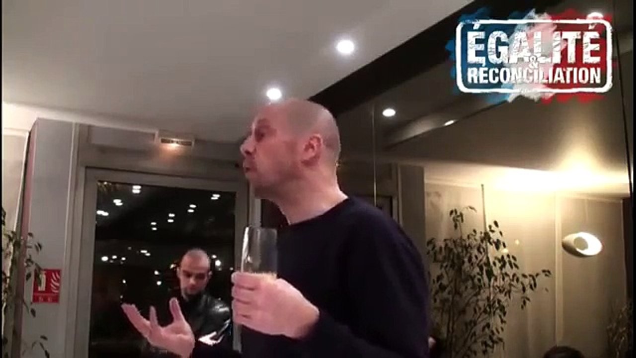 Alain Soral - Conférence de Vaulx-en-Velin - Partie 1/3 part 2/3