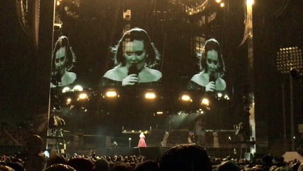 Adele, "Don't You Remember", Live at Mt.Smart Stadium, Auckland, NZ, 26 March 2017