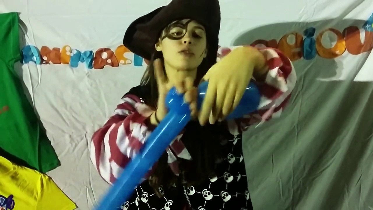 Globoflexia: cómo hacer un loro o tucán con globos