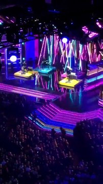 Kelsea Ballerini Rocks Out With ‘Yeah Boy’ Performance At ACM Awards