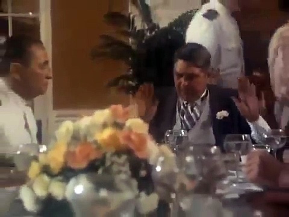 Le souffle de la guerre 3 1988 Robert Mitchum Ali MacGraw Jan-Michael Vincent part 2/4