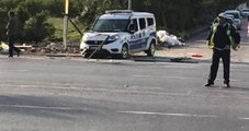 Mersin'de Polis Aracına Bombalı Saldırı: 2 Polis Yaralı