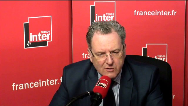 Richard Ferrand sur les syndicats Nous pensons que les organisations syndicales sont à leur bonne place là où se décident les conditions de travail etc.