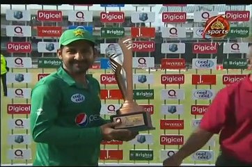 Hassan Ali With Winnign Trophy