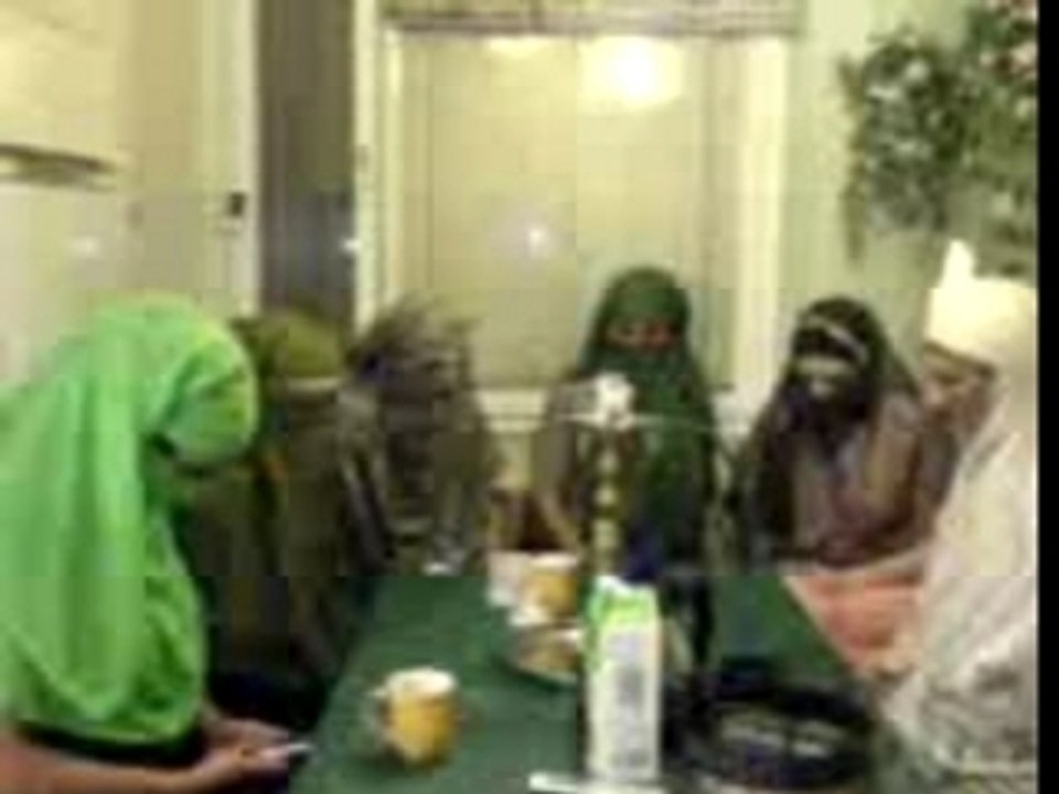 YouTube - Funny Arab girls بنات عرب سعوديات