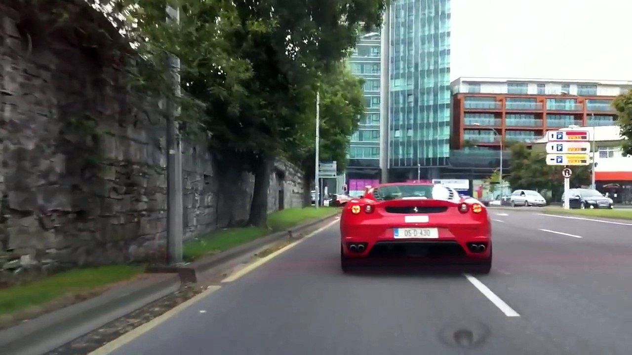 Lamborghini , SLR,  Ferrari üçü bir arada mükemmel görüntü