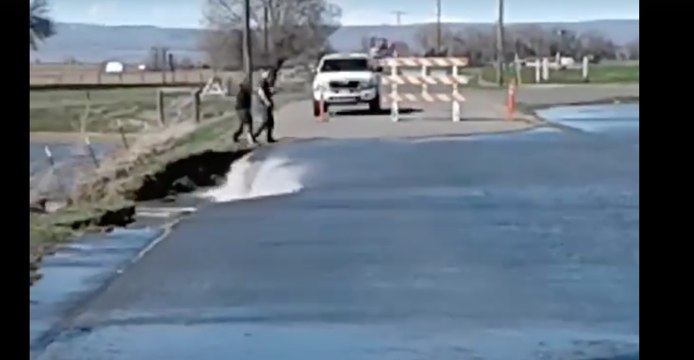 Big Wood River Overflows, Flooding Gooding, Idaho