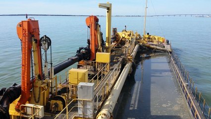 La Rochelle : reportage à bord de la drague "Cap d'Aunis" (2/2)