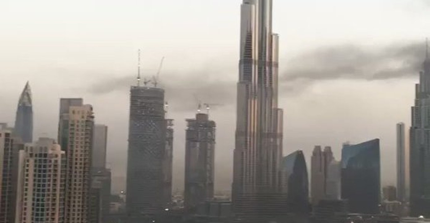 Thick Smoke Fills the Sky of Dubai After Fire Erupts Near Burj Khalifa