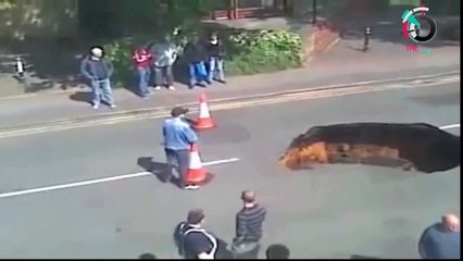 World's Most Shockings Sinkholes Caught on Camera ✔P92