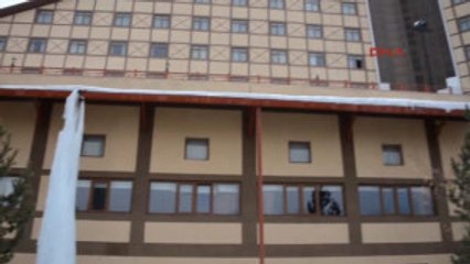 Erzurum Damlaya Damlaya Buz Dağı Oldu