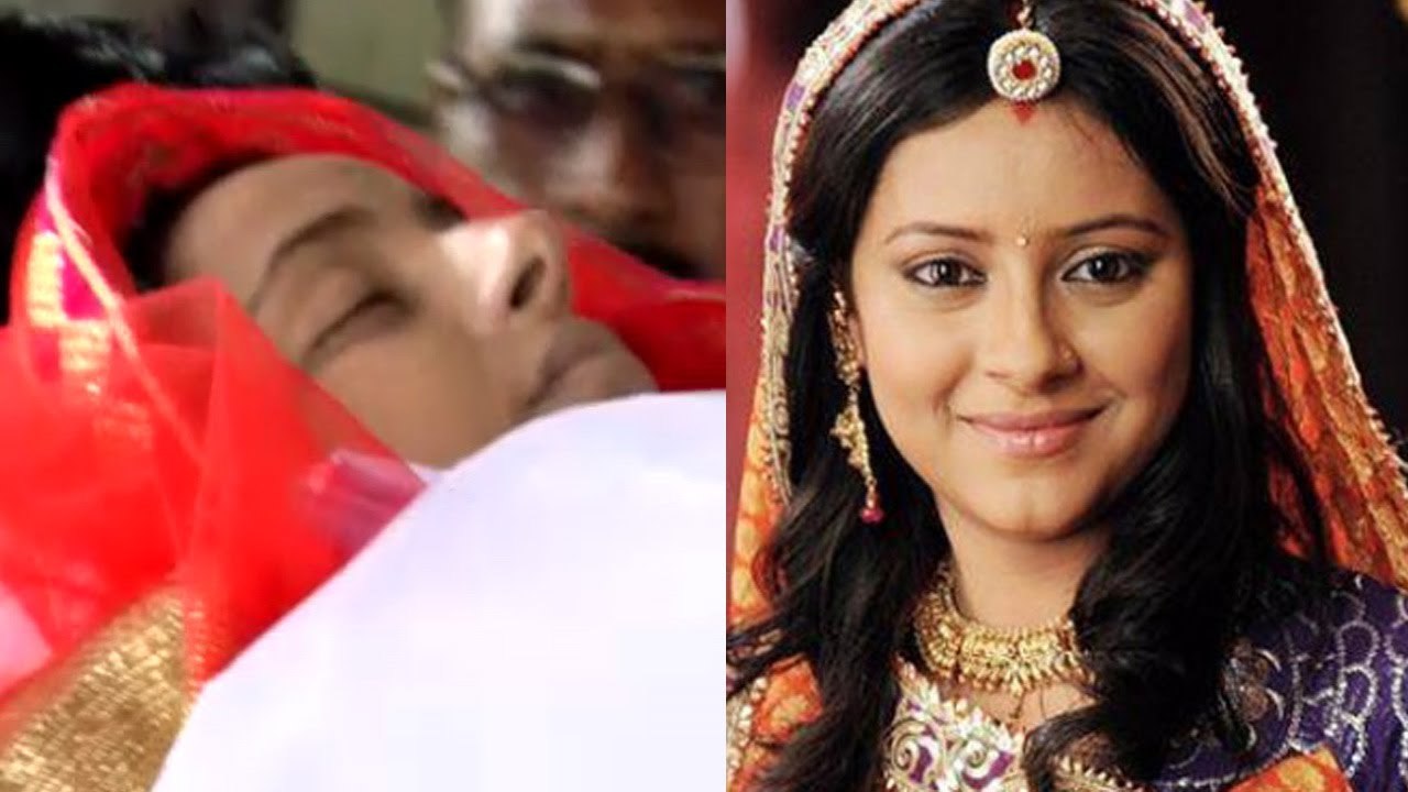 PRATYUSHA BANERJEE 1ST DEATH ANNIVERSARY PRAYER MEET