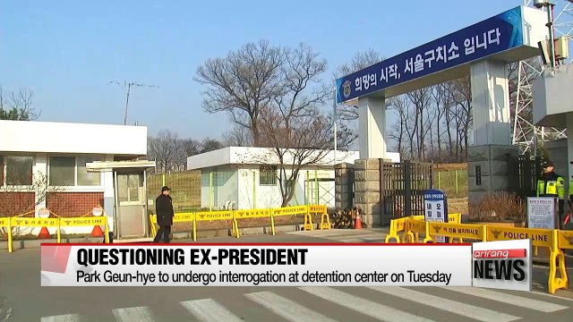 Prosecutors to question jailed ex-President Park Geun-hye on Tuesday