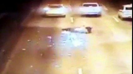 El milagro del motorista que derrapa y se incendia