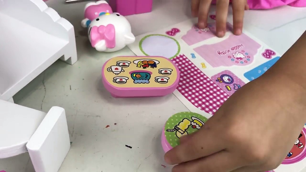 Big Purple Egg Surprises Golden Kinder Surprise Egg Toys HELLO KITTY DOLL HOUSE PLAYSET Frozen Anna-IlpQYvuoAJo