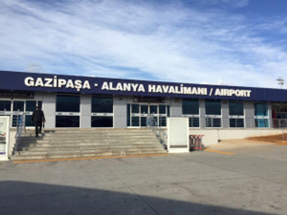 Gazipaşa- Alanya Havalimanı Müdürü FETÖ/PDY Operasyonunda Gözaltına Alındı
