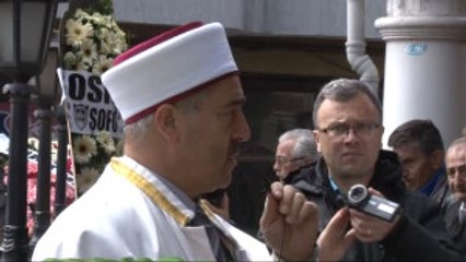 Silahıyla Oynarken Kendini Vuran Postane Çalışanı Son Yolcuğuna Uğurlandı