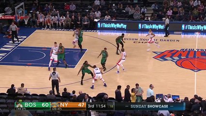 kristaps-porzingis-alley-oop-dunk-over-al-horford-celtics-vs-knicks-april-2-2017.