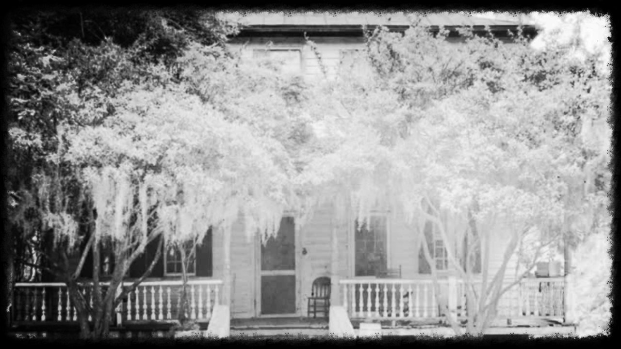 The Haunting With... Boone Hall Plantation