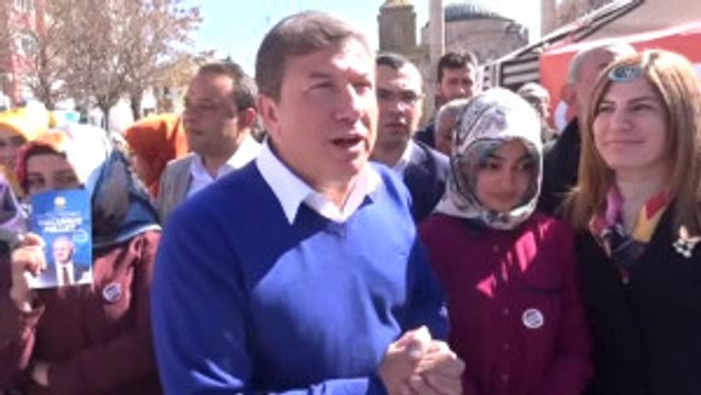 Ak Partili İnceöz ve Eski Milli Futbolcu Tanju Çolak Evet İçin Destek İstedi