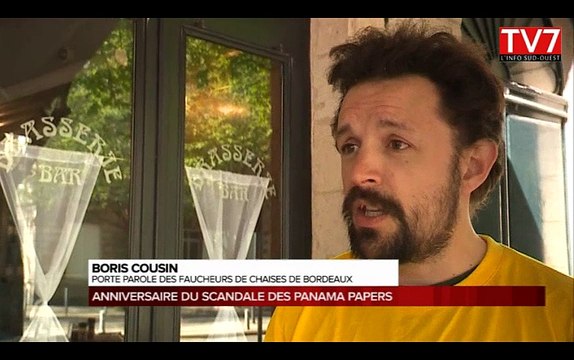 Bordeaux : les faucheurs de chaises marquent l'anniversaire des Panama Papers