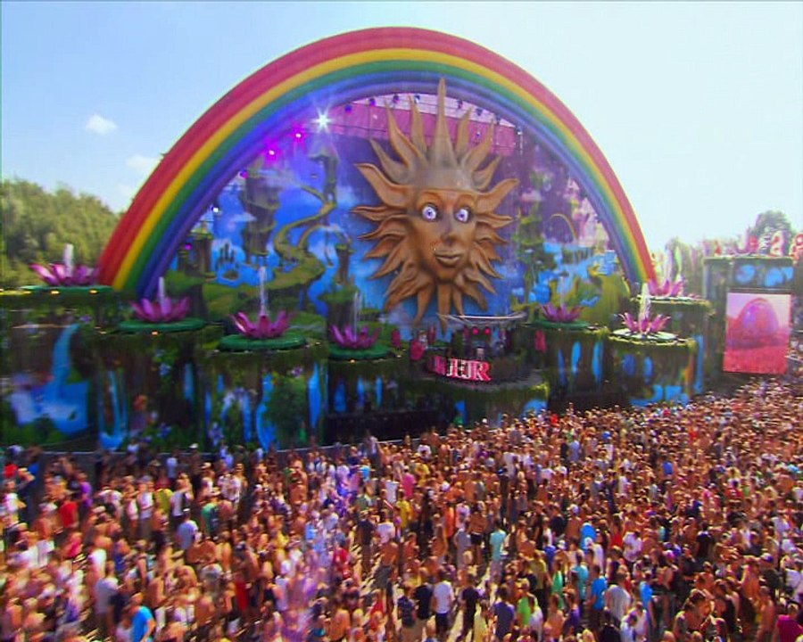 Tomorrowland 2010 - The Movie (1/2)
