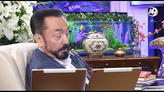 Süleyman Hilmi Tunahan Hazretleri hayatını Allah'a adamış, ihlaslı, mübarek bir insandı.