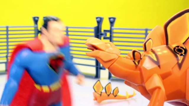 Mutant DINOSAUR FIGHT CLUB 1 - Xtractaurs T-Rex vs Stegosaurus Dinosaur Toys Toy Pals TV-X8NDxAHX_B0