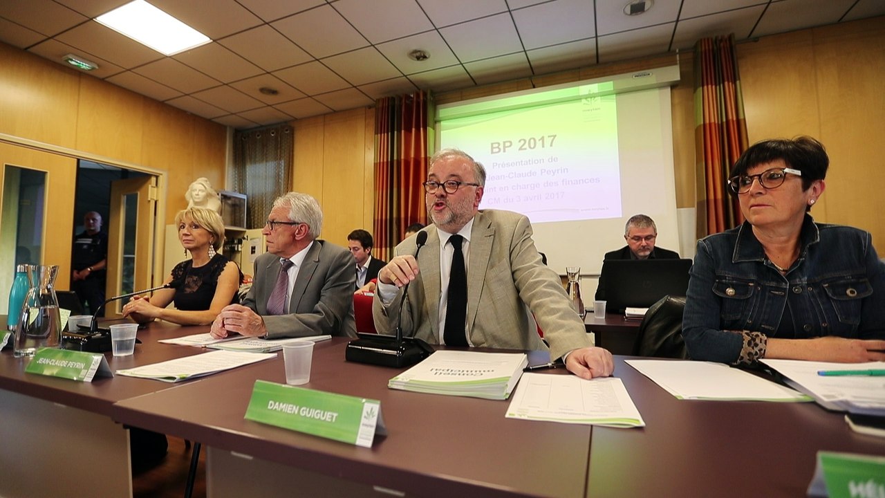 Meylan : l'intervention du maire pendant le conseil municipal.