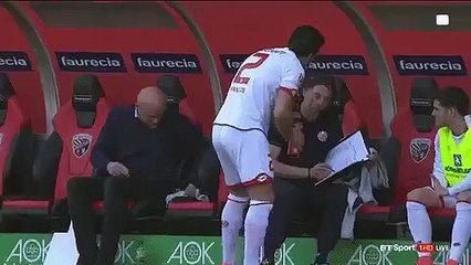 JOGADOR DO MAINZ SENTIU NECESSIDADE DE REFRESCAR... AQUELA PARTE