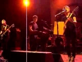 Tegan and Sara - Umbrella