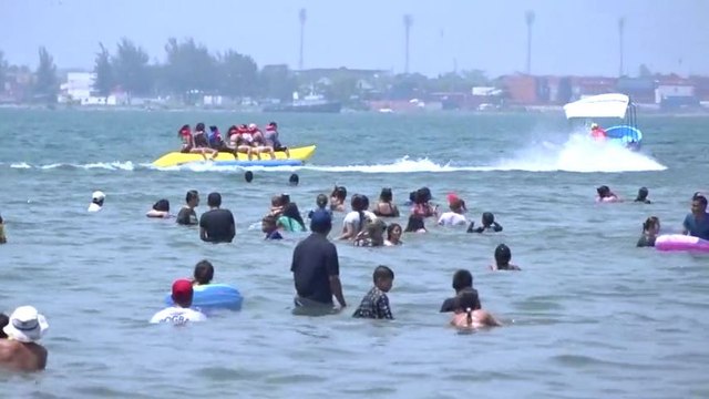 Comienzan a llegar veraneantes a playas hondureñas