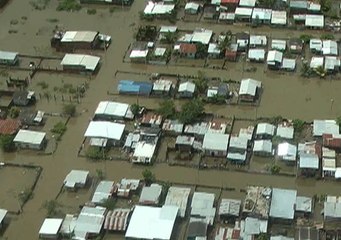 Un fallecido y cien tos de damnificados en el cantón Milagro