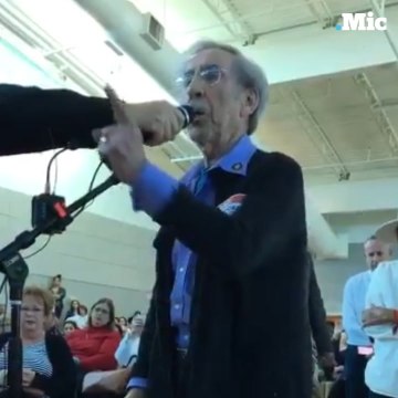 This holocaust survivor taking against deportations [Mic Archives]